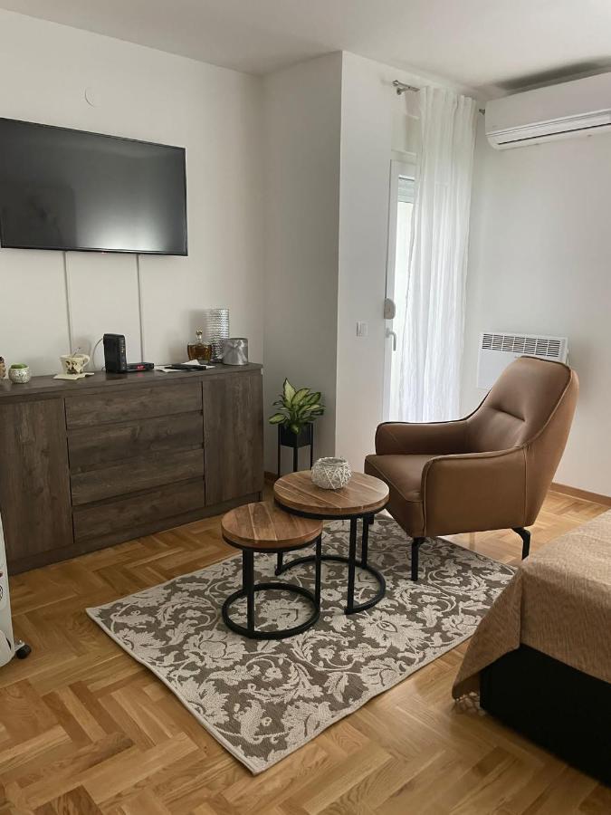 Apartman Tim Lux 1 Vrnjačka Banja Εξωτερικό φωτογραφία