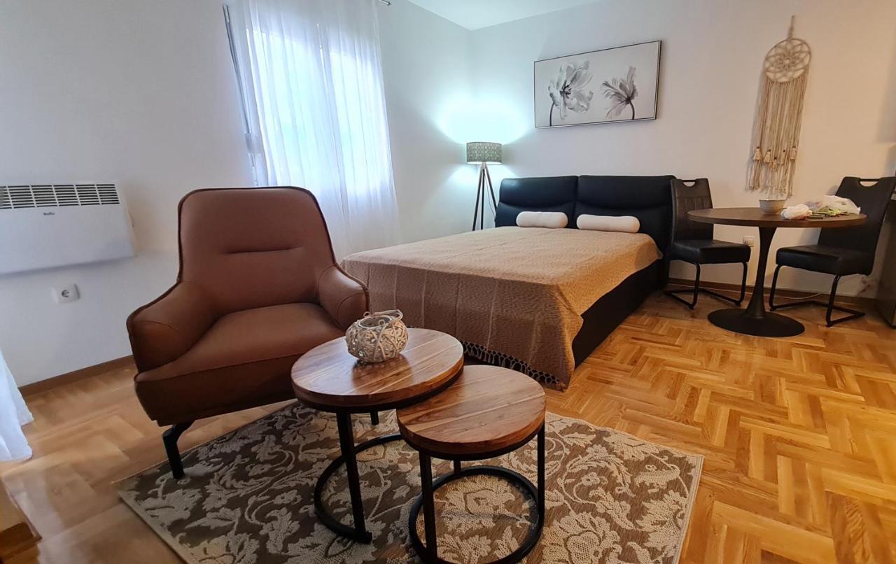 Apartman Tim Lux 1 Vrnjačka Banja Εξωτερικό φωτογραφία