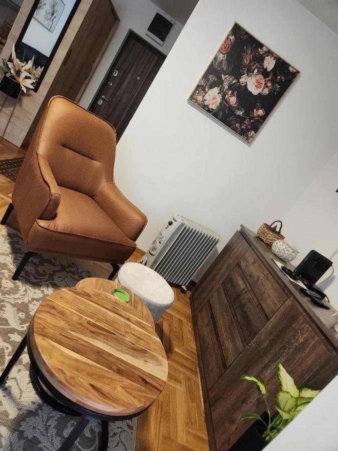 Apartman Tim Lux 1 Vrnjačka Banja Εξωτερικό φωτογραφία